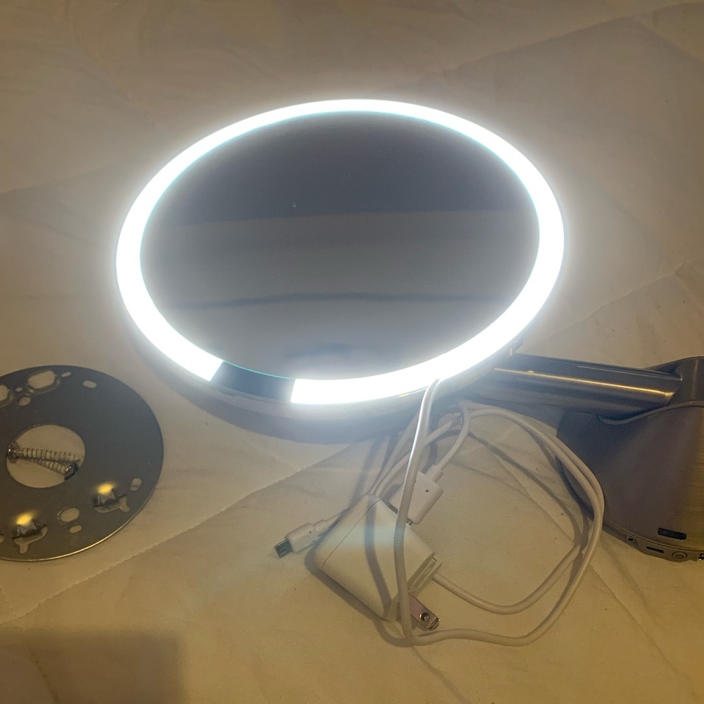 Simple Human wall mirror